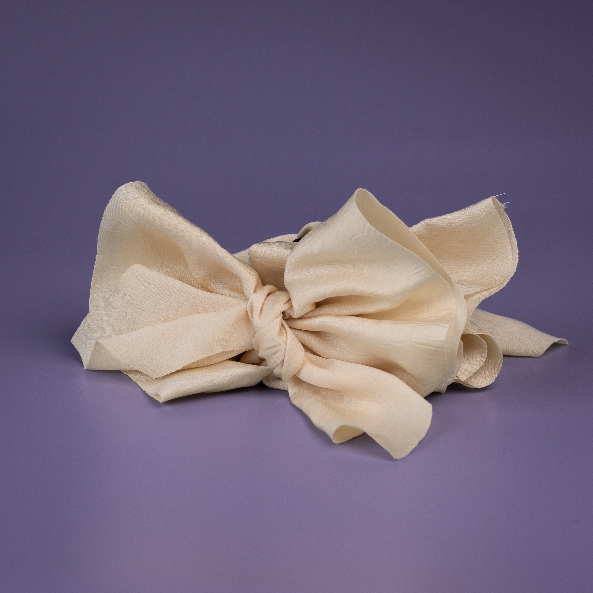 Falka Hårklemme i Creme fra le mosch