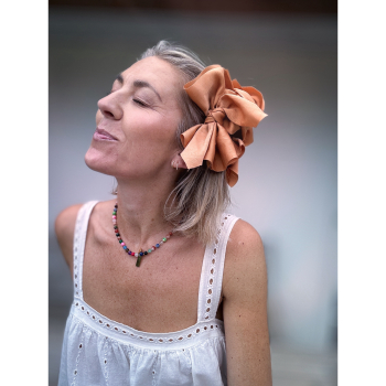Falka Hårklemme i Peachy fra le mosch, sløjfe hårklemme, festlig hårklemme