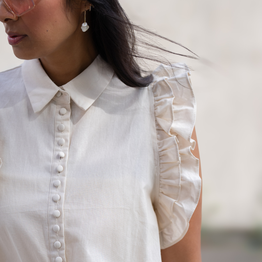 Lillah Sæt med Skjorte og Bukser i Creme fra le mosch