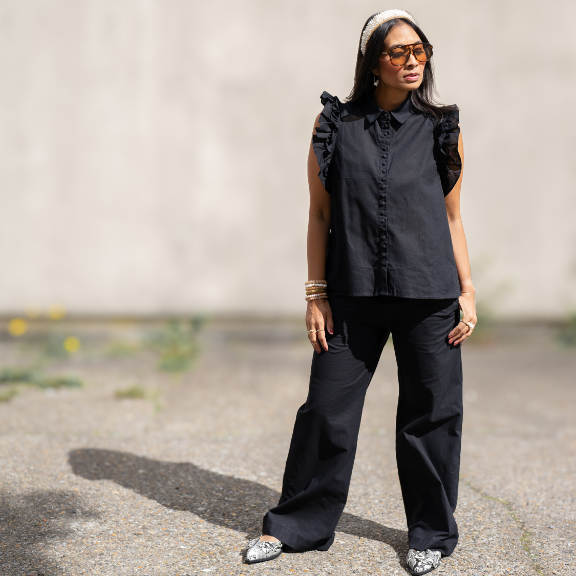 Lillah Sæt med Skjorte og Bukser i Sort fra le mosch