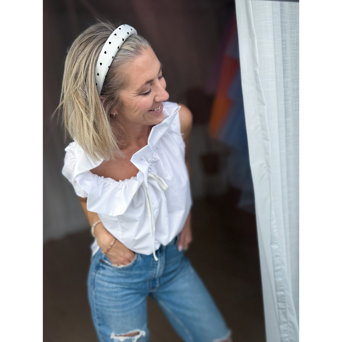 Joelle Hårbøjle med Hjerter i Hvid Fra le mosch