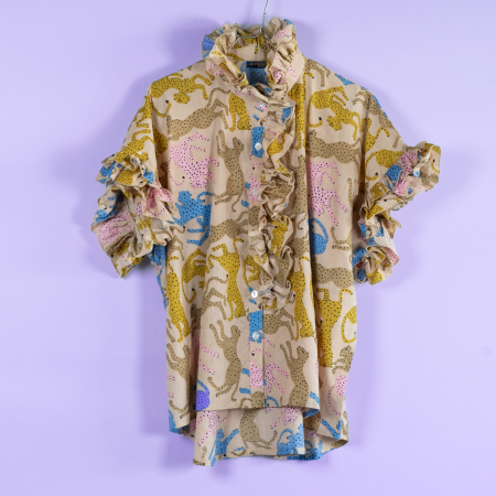 Skjorter i lyserød med leoparder