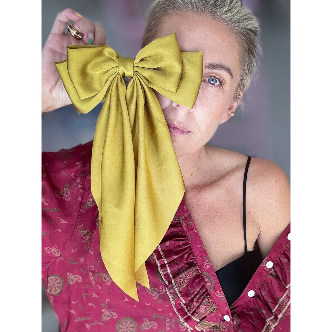 Bea sløjfe hårspænde i oliven grøn fra le mosch