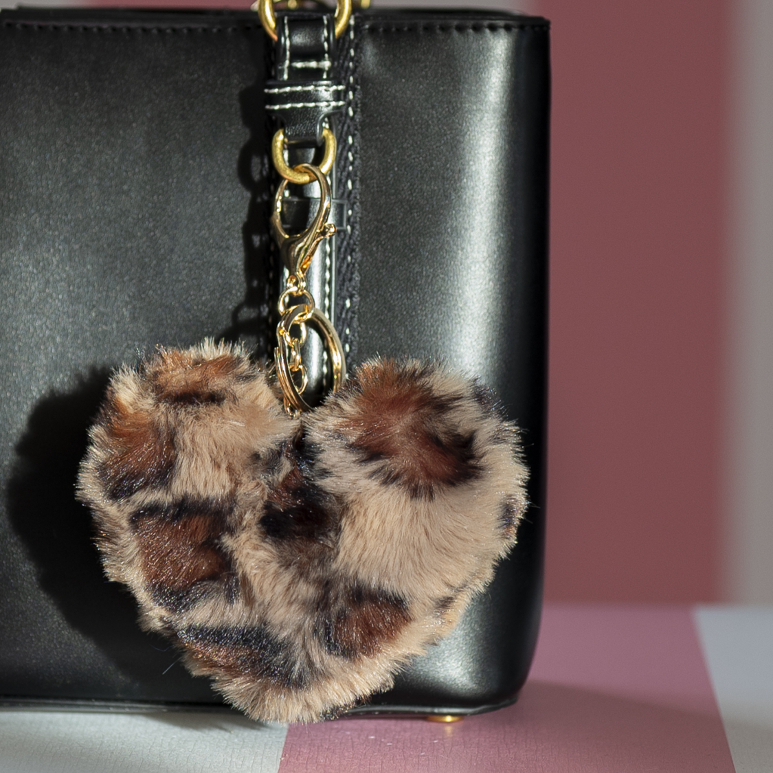 Taskepynt, charm, nøglering, plys hjerte,