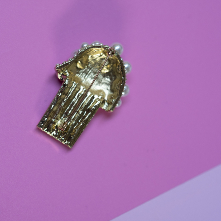 Lilla popcorn broche, sjov broche, broche med perler,