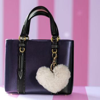 Zaza Nøglering plys hjerte i Beige, taske charm