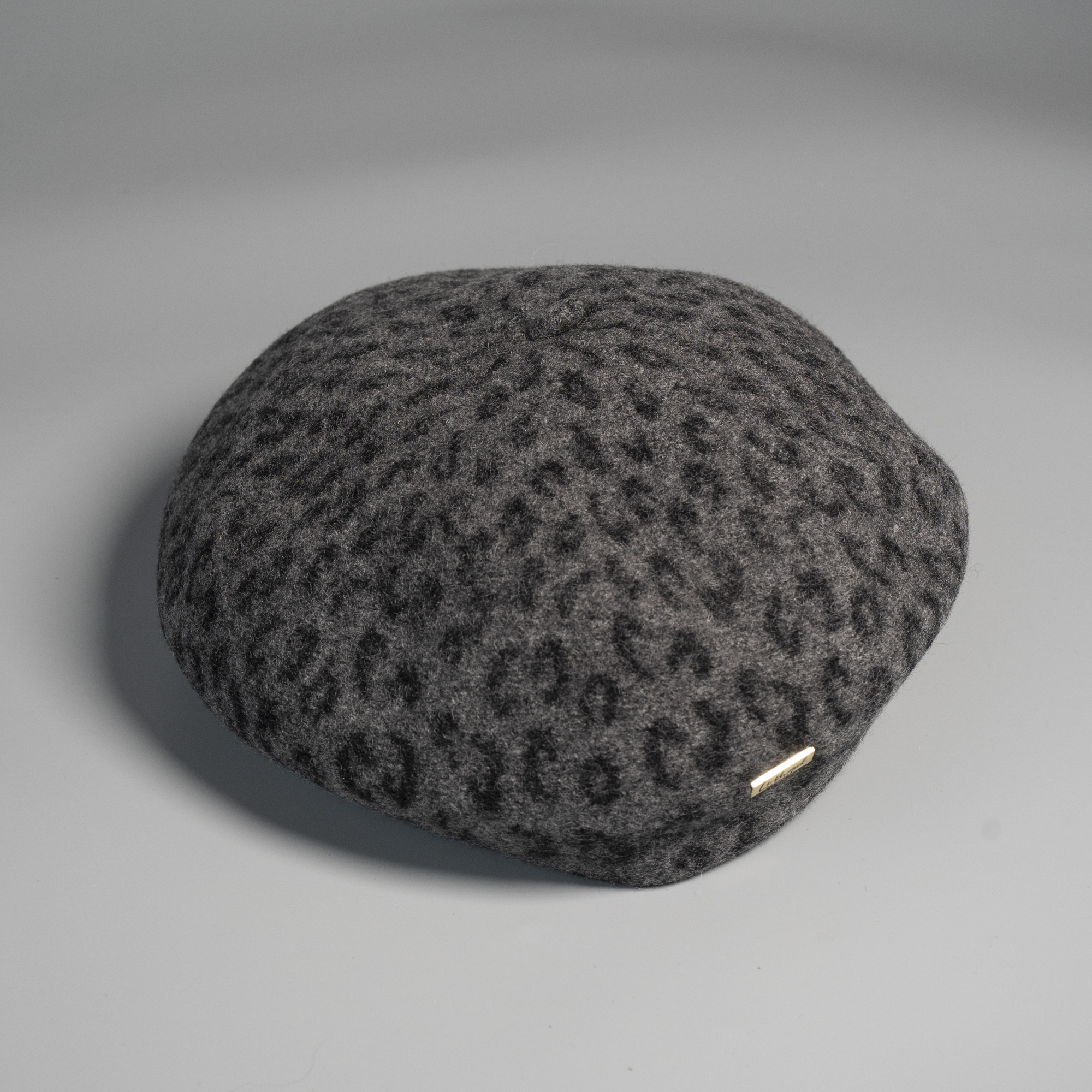 Becky Leo Baret i Grå med leo print fra le mosch