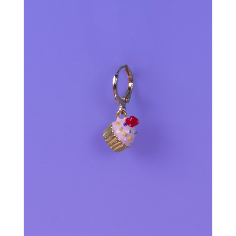 Aya Charm Rosa Cupcake fra le mosch. Denne charm kan også bruges som en ørering