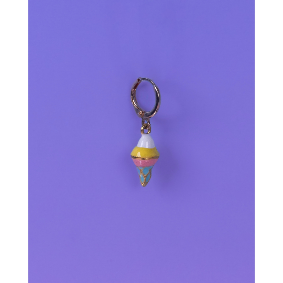 Aya Charm Gul Is fra le mosch. Denne charm kan også bruges som en ørering