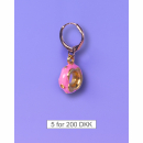Aya Charm Rosa Donut fra le mosch. Denne charm kan også bruges som en ørering Aya Charm Rosa Donut fra le mosch. Denne charm kan også bruges som en ørering