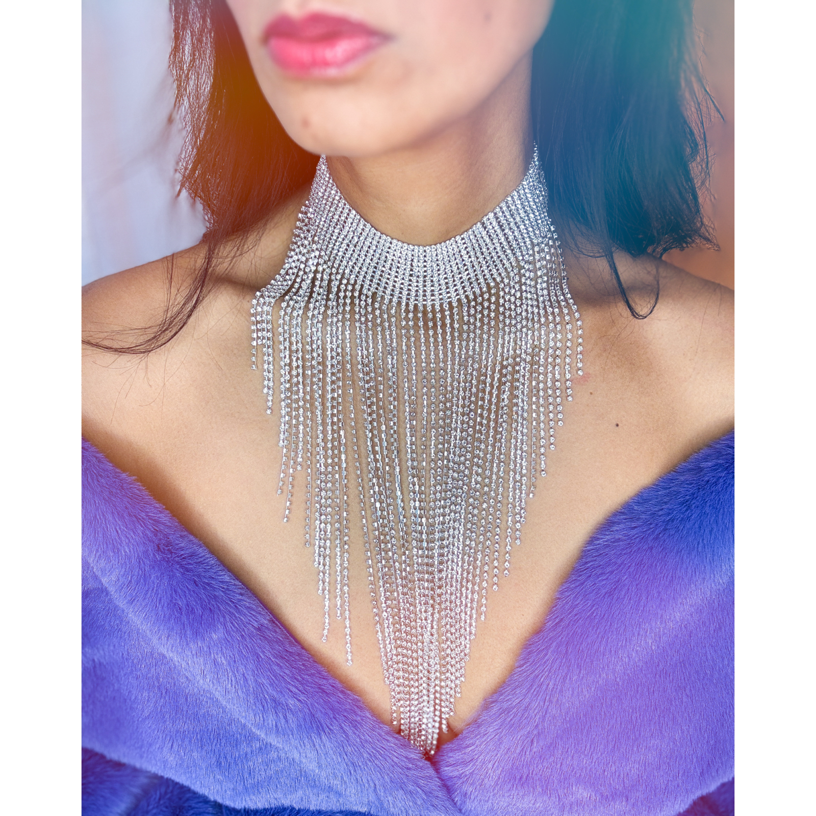 Edita Halskæde med similisten i sølvlook fra LÉ MOSCH, halskæde med masser af glimmer, festlig halskæde, statement piece,