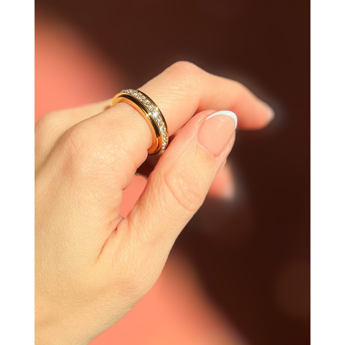 Tilo anti stress ring i forgyldt fra LÉ MOSCH, bevægelig ring, beroligende ring, adhd ring,