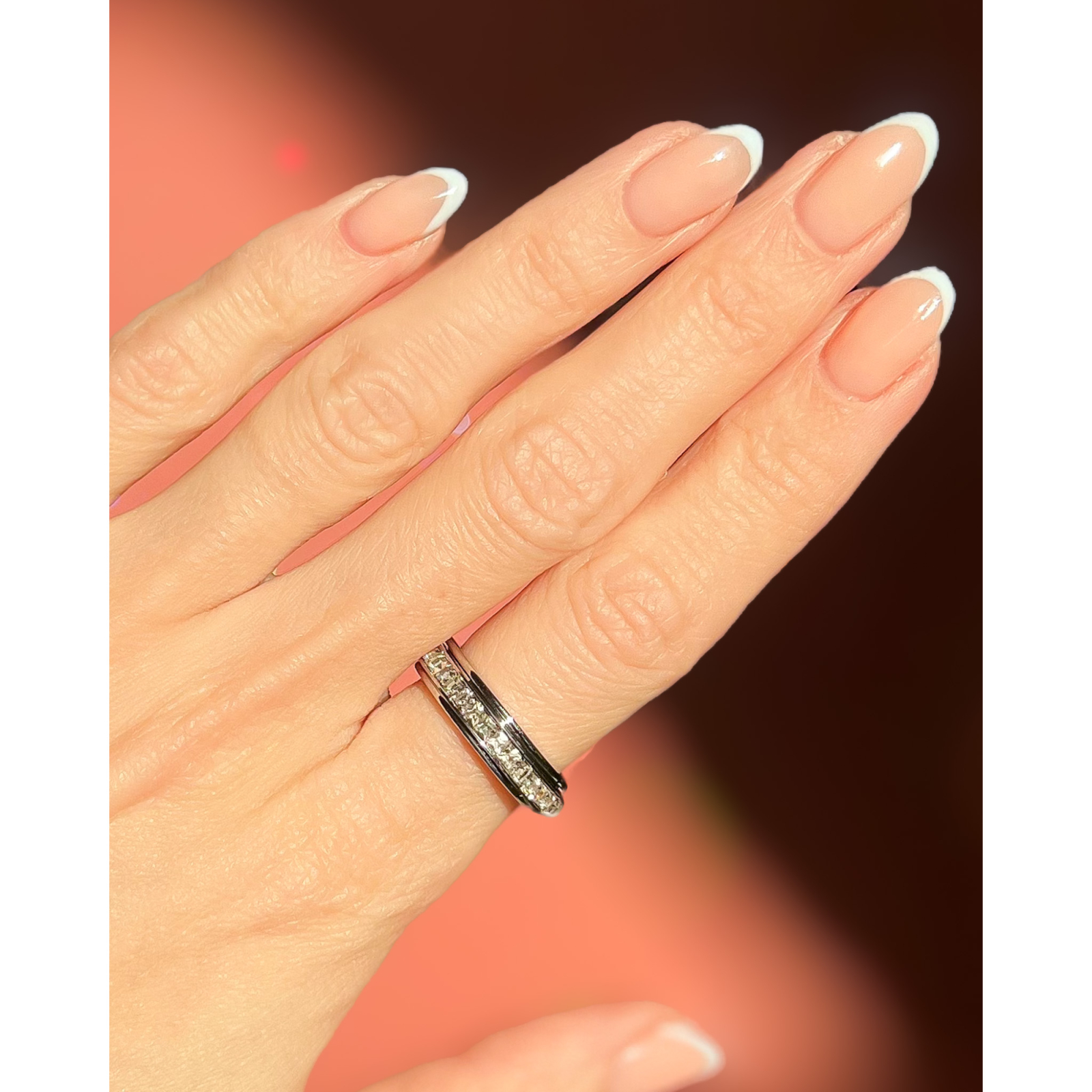Tilo anti stress ring i forsølvet fra LÉ MOSCH, bevægelig ring, beroligende ring, adhd ring,