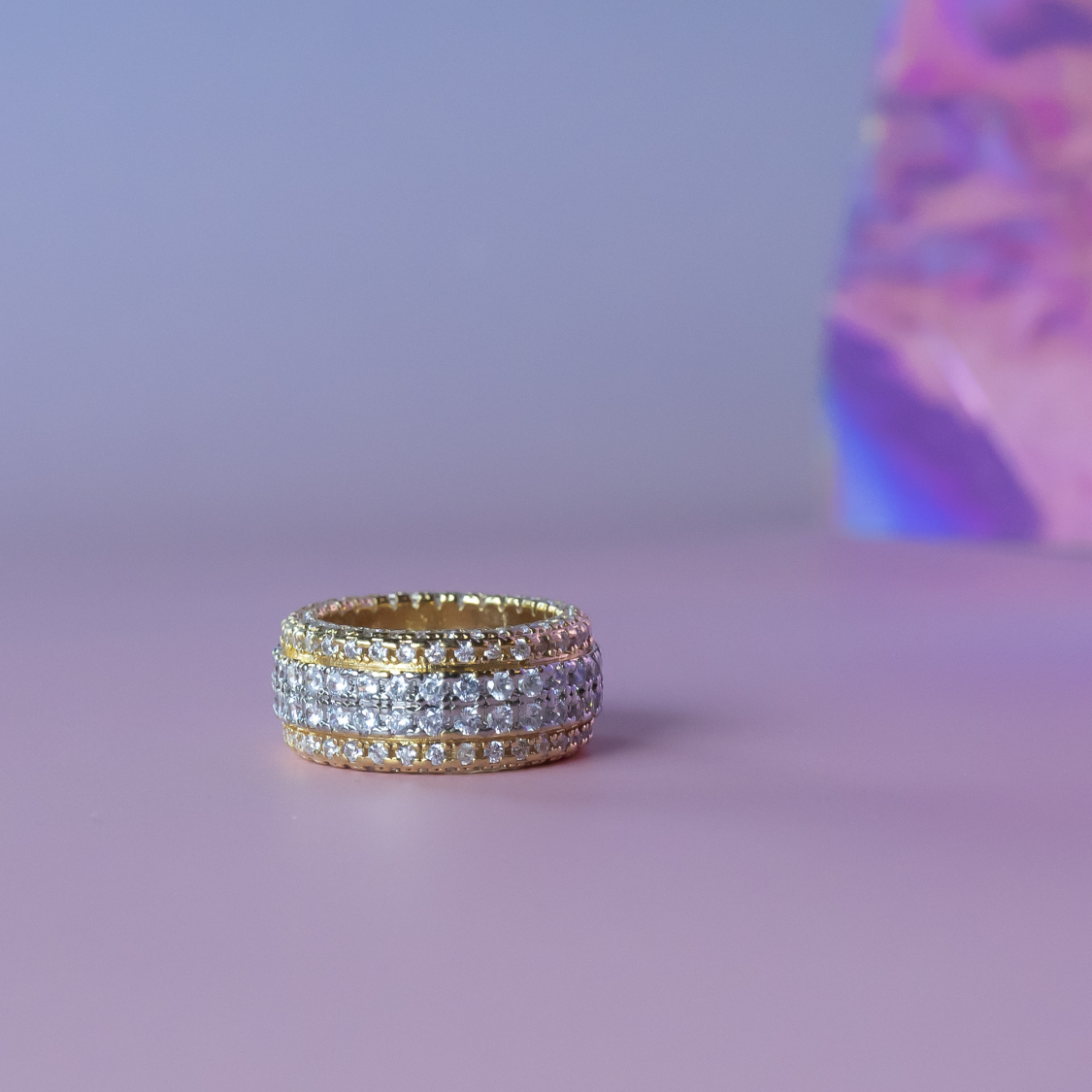 Prissy statement ring fra LÉ MOSCH, smuk ring med sten, pyntering,