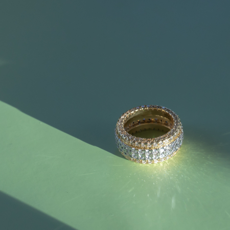 Prissy statement ring fra LÉ MOSCH, smuk ring med sten, pyntering,