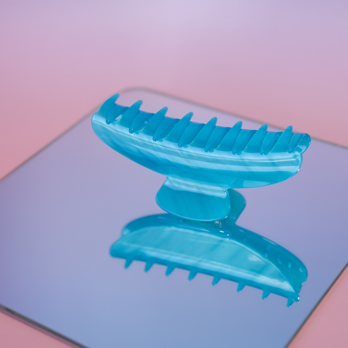 Cloud hårklemme i Blå Strib