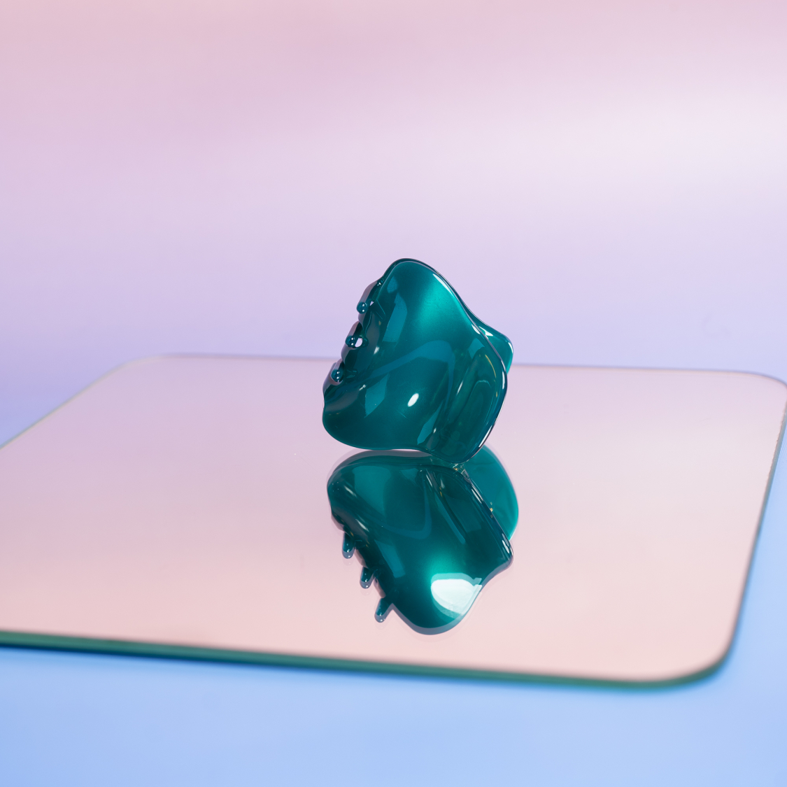 Sunny Hårklemme i Plain Petrol