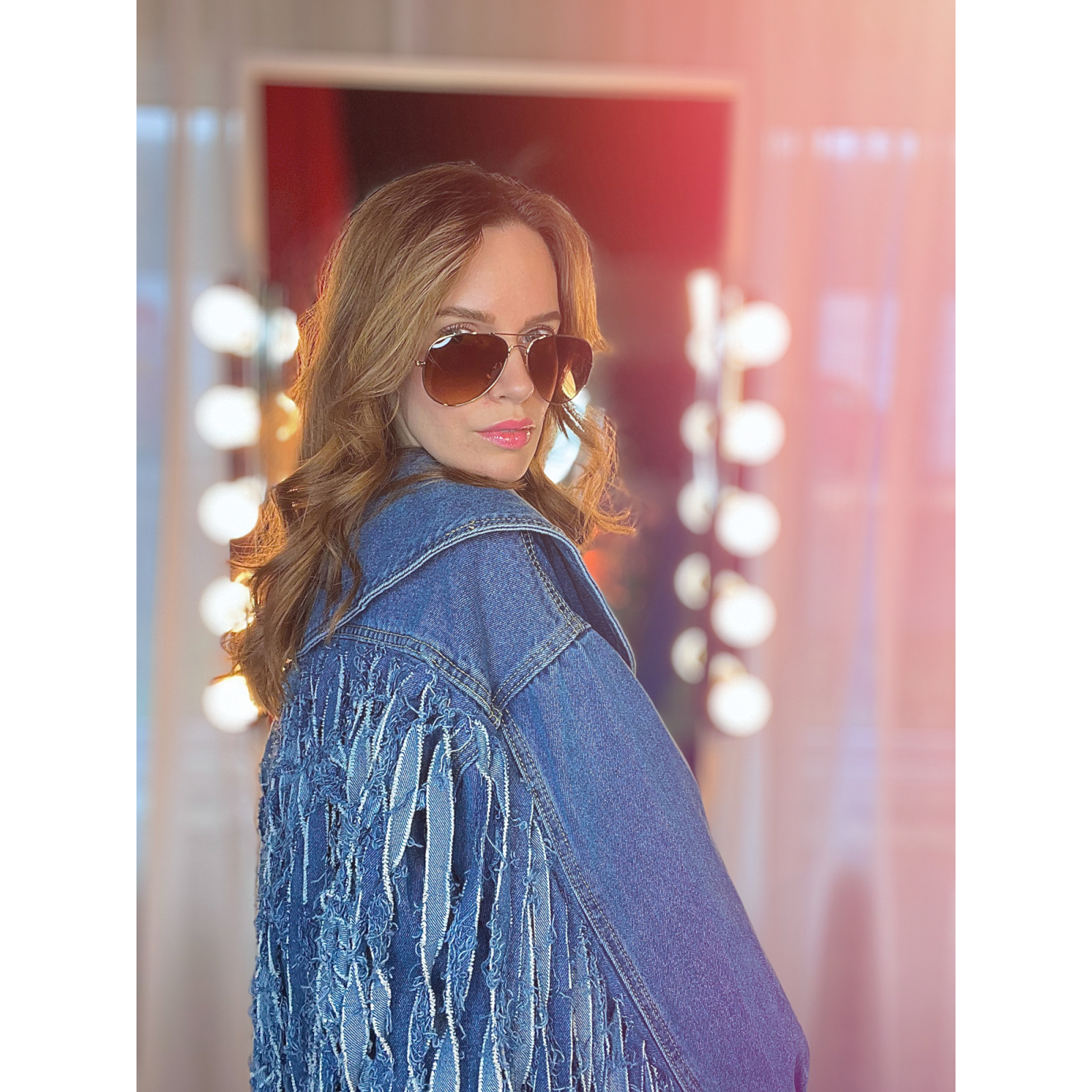 Pilou solbriller i Brun fra LÉ MOSCH,