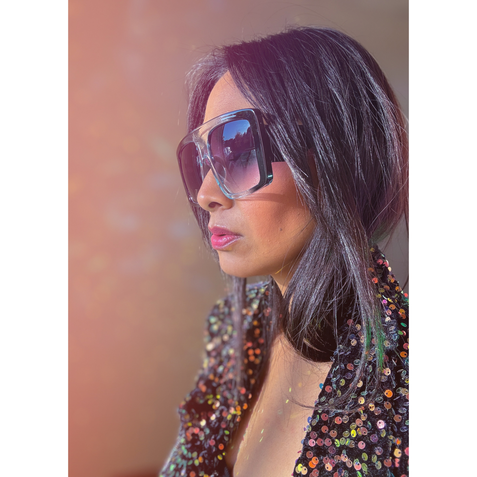 Thelma solbriller i Sort og Blå fra LÉ MOSCH