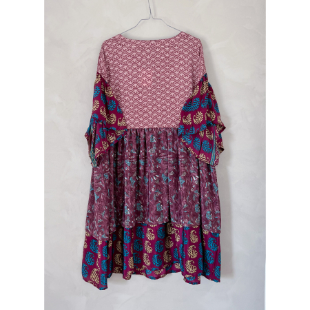 Alpana kjole no 76 fra LÉ MOSCH, farverig oversize kjole, unika kjole af genbrugsmaterialer,