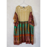 Alpana kjole no 82 fra LÉ MOSCH, farverig oversize kjole, unika kjole af genbrugsmaterialer, 