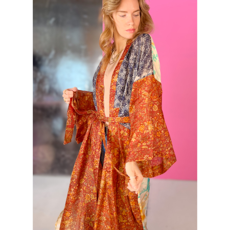 Minju Silkemix kimono no 1130 fra LÉ MOSCH, skøn unik og let kimono, super anvendelig kimono,