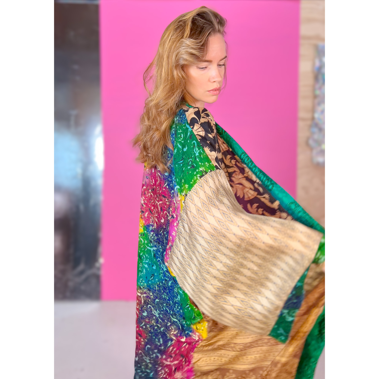 Minju Silkemix kimono no 1140 fra LÉ MOSCH, skøn unik og let kimono, super anvendelig kimono,