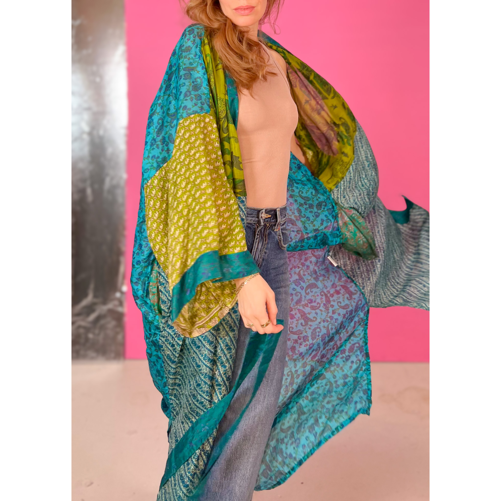 Minju Silkemix kimono no 1139 fra LÉ MOSCH, skøn unik og let kimono, super anvendelig kimono,