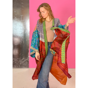 Minju Silkemix kimono no 1136 fra LÉ MOSCH, skøn unik og let kimono, super anvendelig kimono,