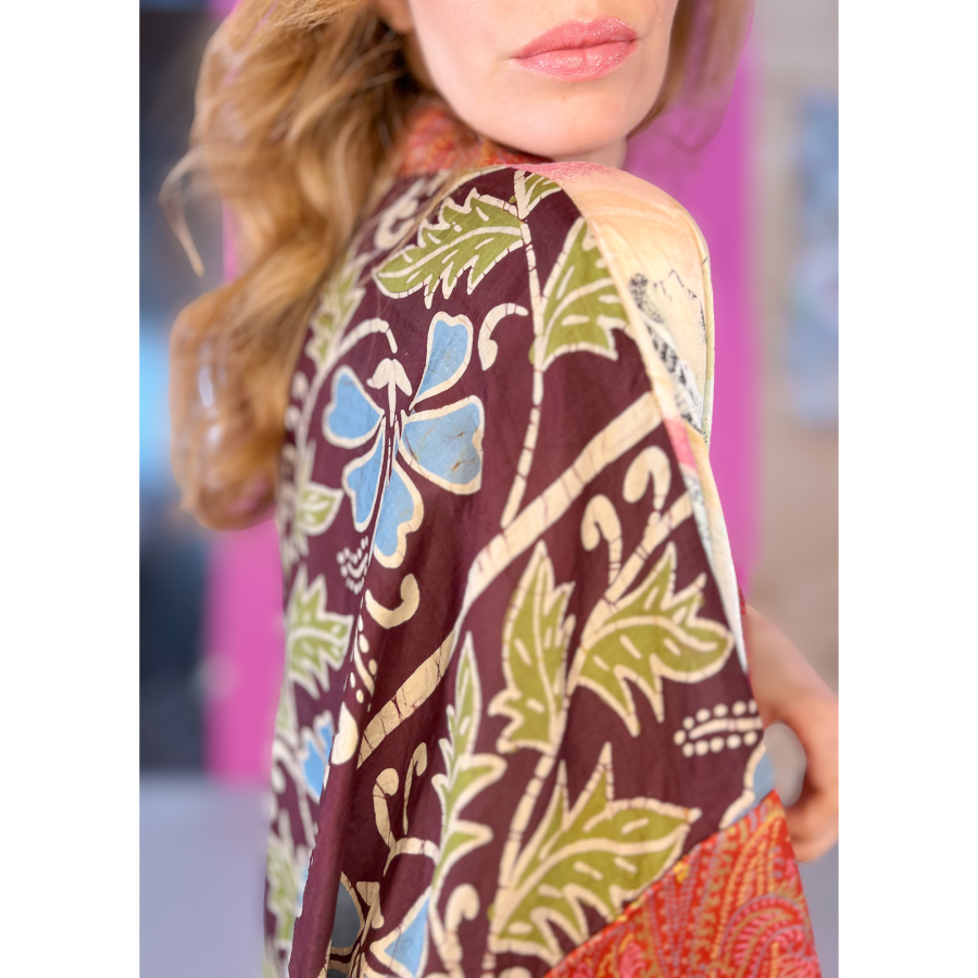 Minju Silkemix kimono no 1134 fra LÉ MOSCH, skøn unik og let kimono, super anvendelig kimono,