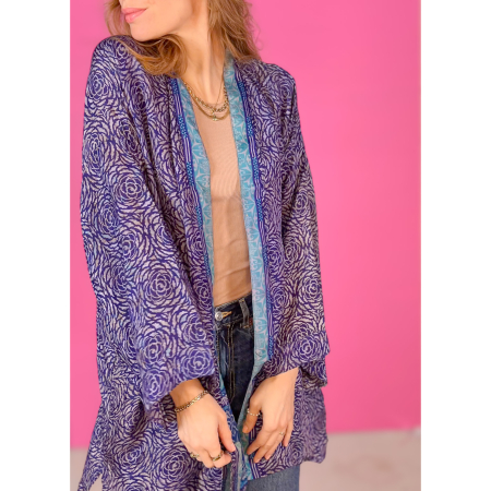 Monya Silkemix kimono no 1494 fra LÉ MOSCH, kort let kimono, elegant og super anvendelig kort kimono,