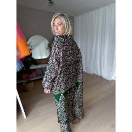 Janta silkemix kaftan kjole med flæse no 91 fra LÉ MOSCH, let lang kjole, anvendelig mønstret kjole, 