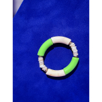 Maggie armbånd no 5 i neon grøn og bone creme fra le mosch