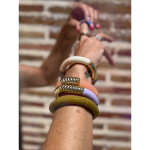 Maggie armbånd no 33 fra LÉ MOSCH, smukt boheme armbånd, peach farvet armbånd, 