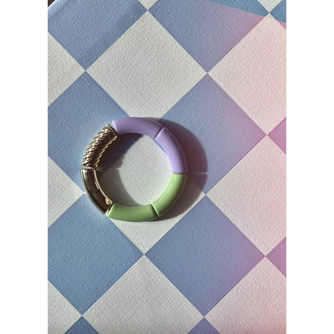 Maggie armbånd no 56 fra LÉ MOSCH, smukt boheme armbånd, farverigt armbånd,