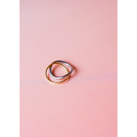 Dunja To I En Ring fra LÉ MOSCH, nulre ring der afstresser, adhd ring med to løse ringe,