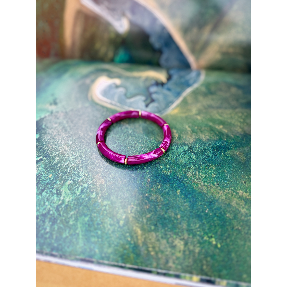 Martha armbånd i Mørk Pink Marmor fra le mosch