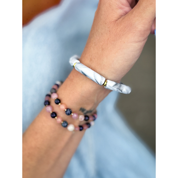 Martha armbånd i Hvid Marmor fra le mosch