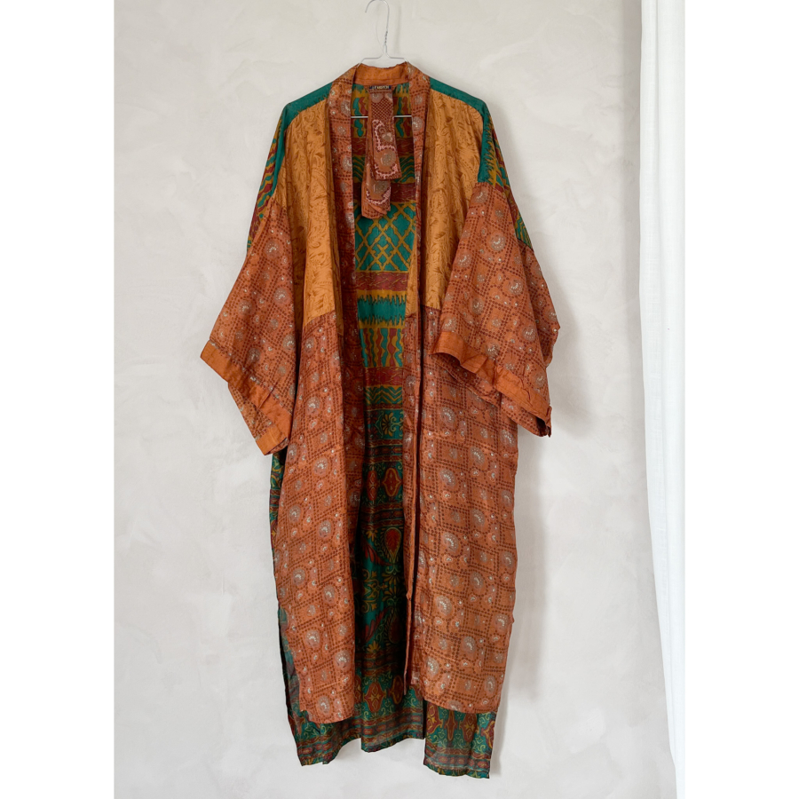 Minju Silkemix kimono no 1151 fra LÉ MOSCH, skøn unik og let kimono, super anvendelig kimono,