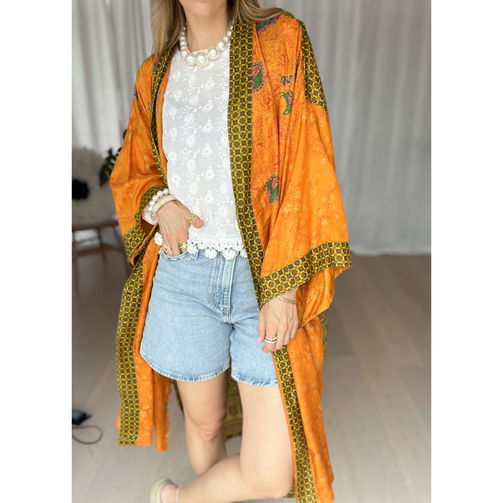 Minju Silkemix kimono no 1145 fra LÉ MOSCH, skøn unik og let kimono, super anvendelig kimono,