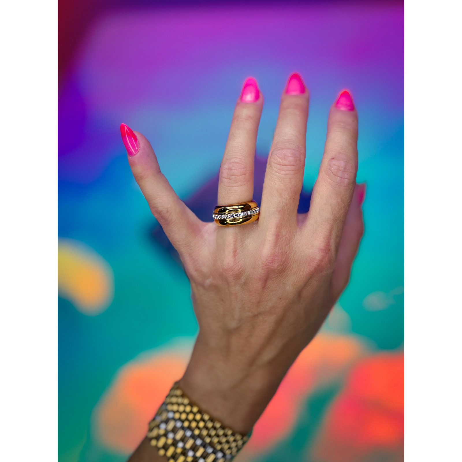 Sille anti stress ring i forgyldt fra LÉ MOSCH. Når du bestiller ringen er du med til at nedbryde tabu omkring ADHD og støtter podcasten ADHD SØSTRE