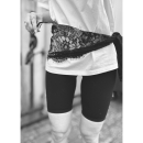 Dahlia blonde tørklæde i sort fra LÉ MOSCH, aflangt blondetørklæde, blonde bandana look, 