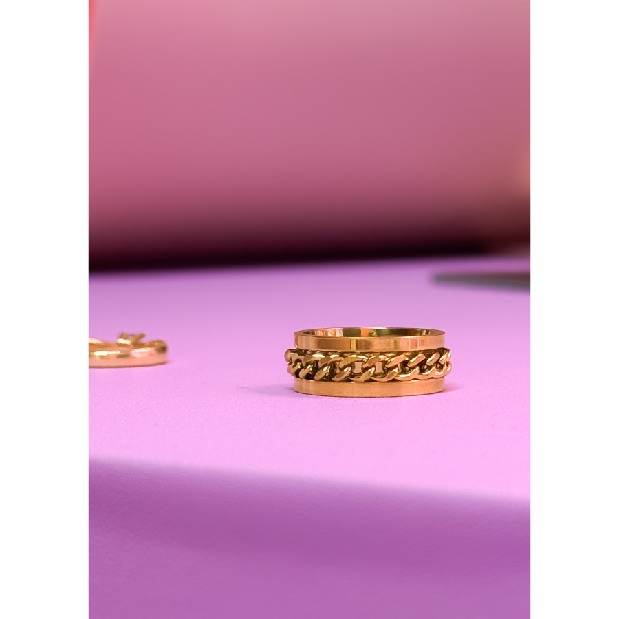 August anti stress ring i forgyldt fra LÉ MOSCH, bevægelig ring, beroligende ring, adhd ring,