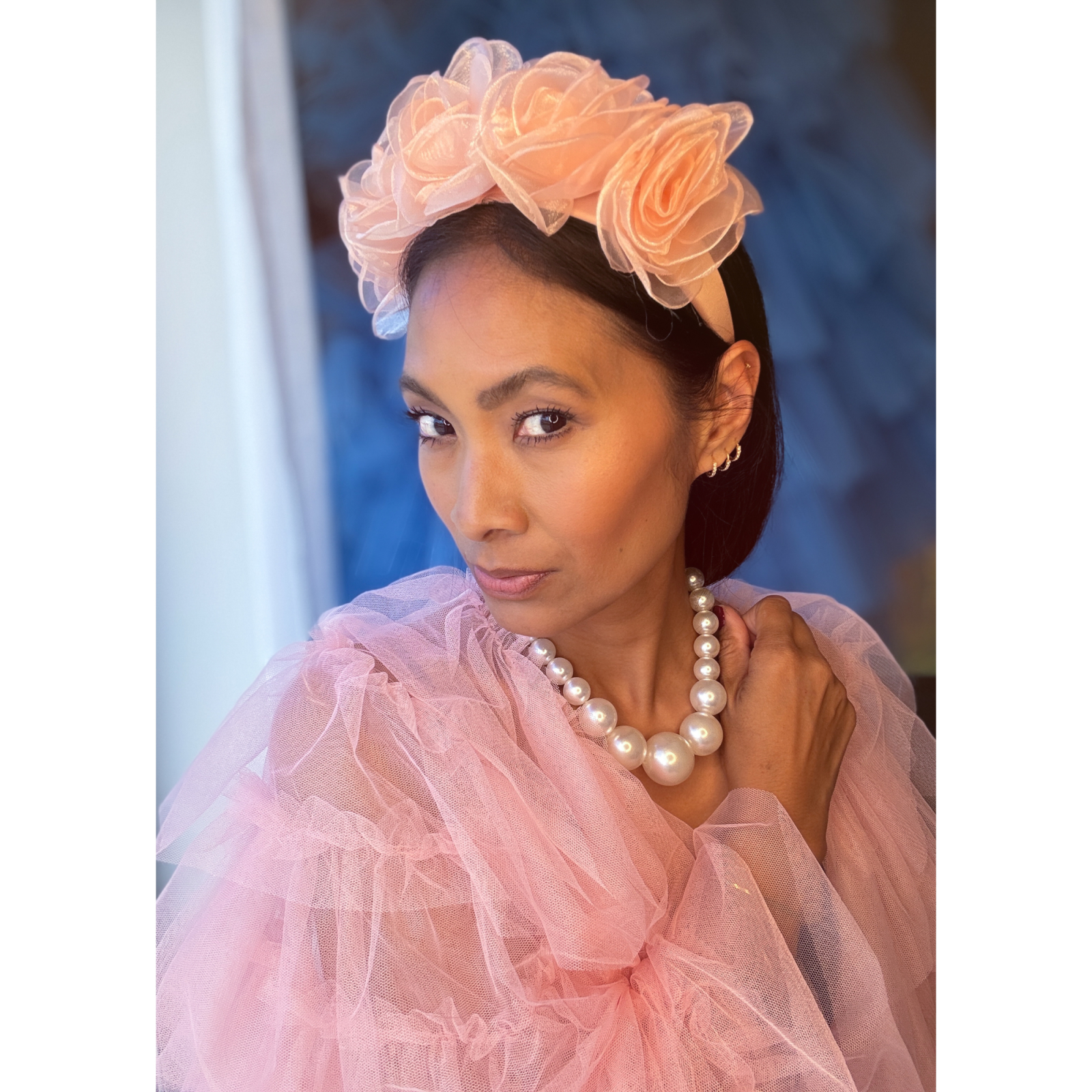 Midsommer blomster hårbøjle i Peach fra LÉ MOSCH, hårbøjle med organza blomster, 