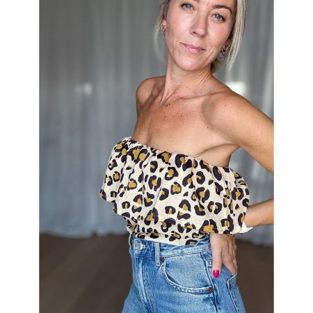 Lisell tube top med leopardprint fra le mosch