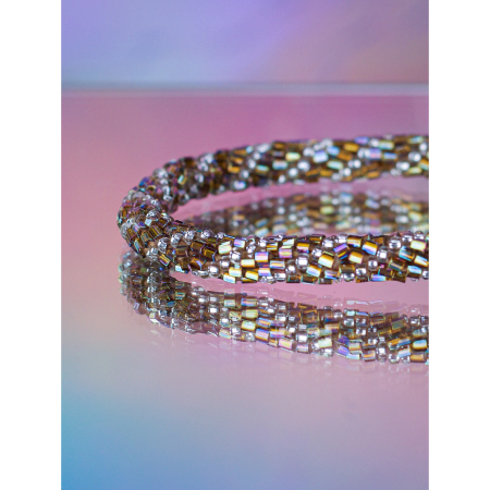 Håndbroderet Nepal Armbånd med Perler fra LE MOSCH