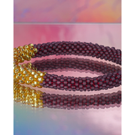 Håndbroderet Nepal Armbånd med glasperler i smukke nuancer fra LE MOSCH