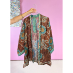 Monya Silkemix kimono no 1718 i Brun. Håndlavet silkemix kimono i vintage sarier - kun 1 stk. af hver! Hurtig levering