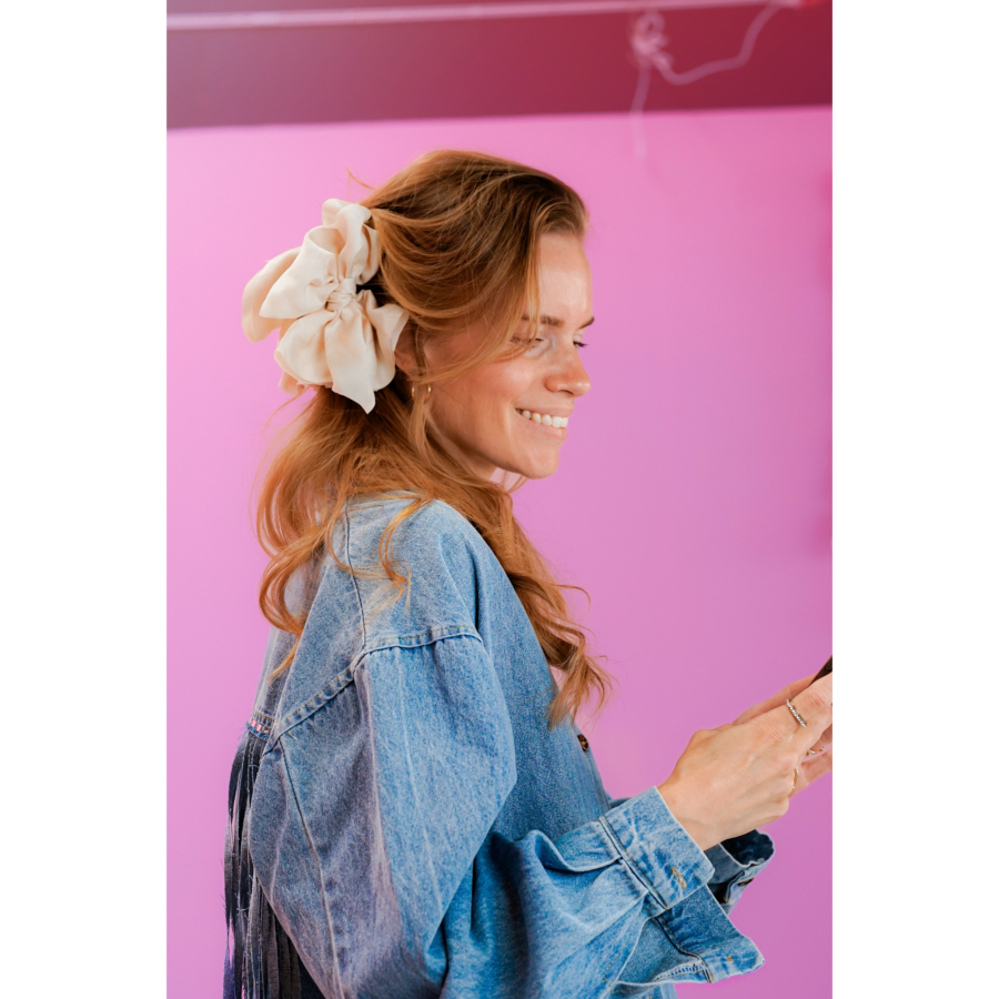 Falka Hårklemme i Petrol fra le mosch, sløjfe hårklemme, festlig hårklemme