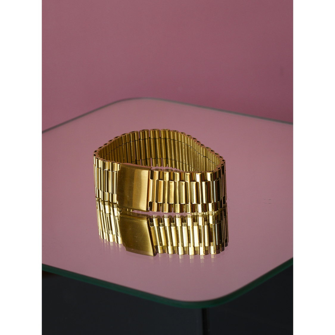 Forgyldt Tikva armbånd stylet med denim fra le mosch – herre inspireret smykke med vintage udtryk